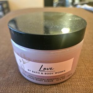 Bath & Body Works 'Love' Exfoliant Sugar Scrub